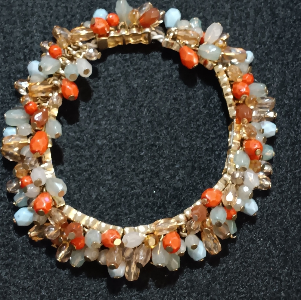 Bracelet beaded dangle stretch